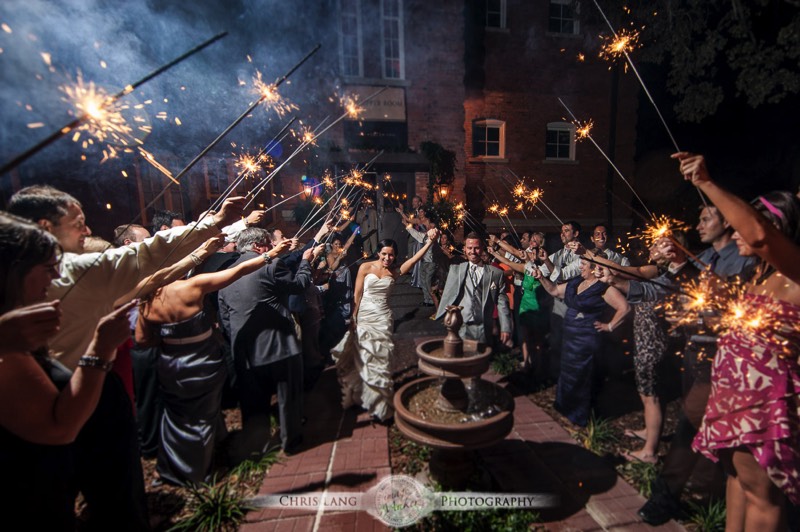 Nighttine-Wedding-Picture-Bride-Groom-Wedding-Photography-Ideas-inspiration-Wilmington-NC-Sparkler-Exit