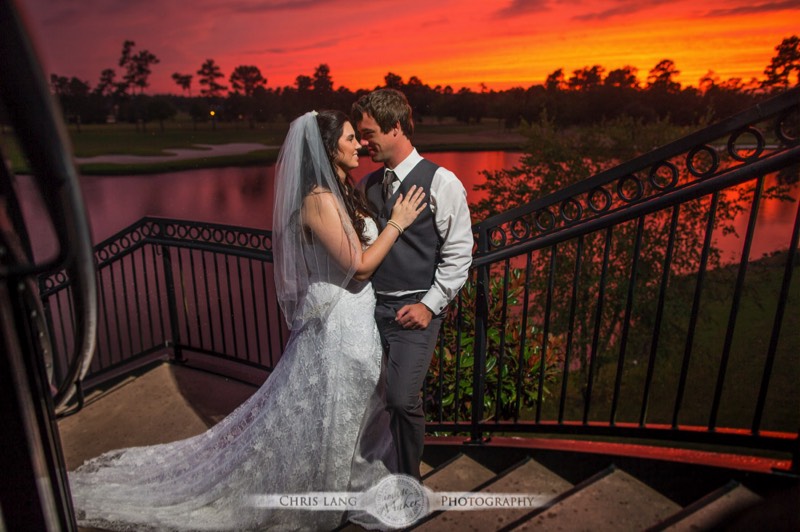 Sunset-Wedding-Picture-Bride-Groom-Styles-Trends-Wedding Picture Ideas- Wilmington NC Weddings