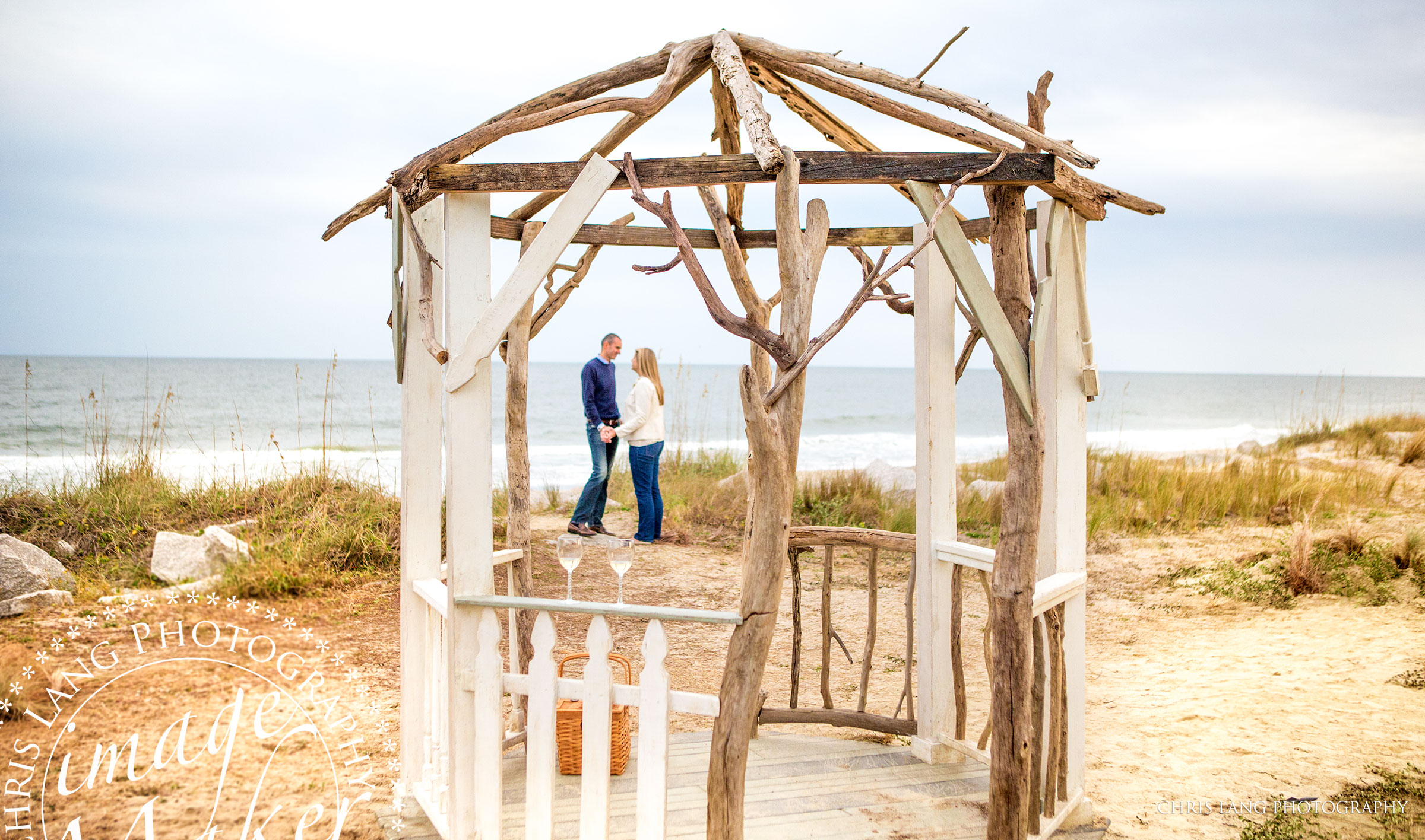 Fort Fisher Wedding Photographers  - Ft Fisher Engagement photographer - Fort fisher photography - Engagmeent photo idea - movie set - 