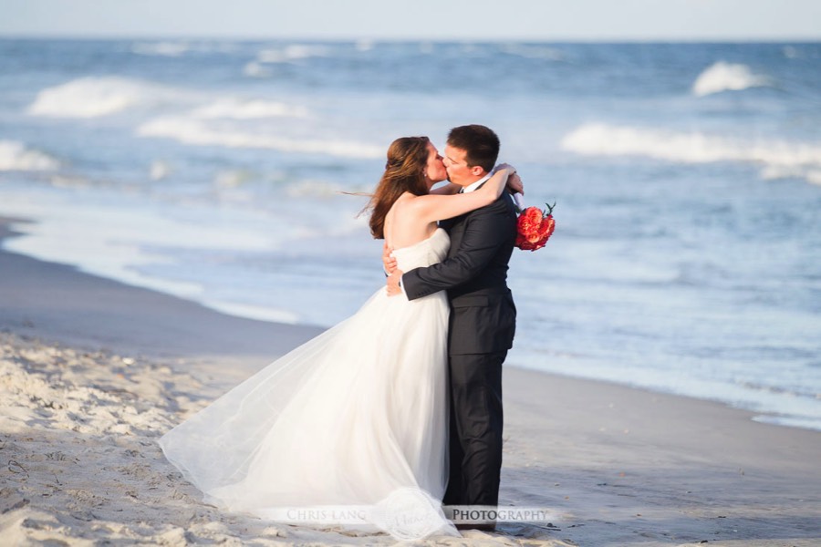 Shell-Island-Resort-Wedding-Picture-Ideas-Bride-Gromm-on-the-Beach