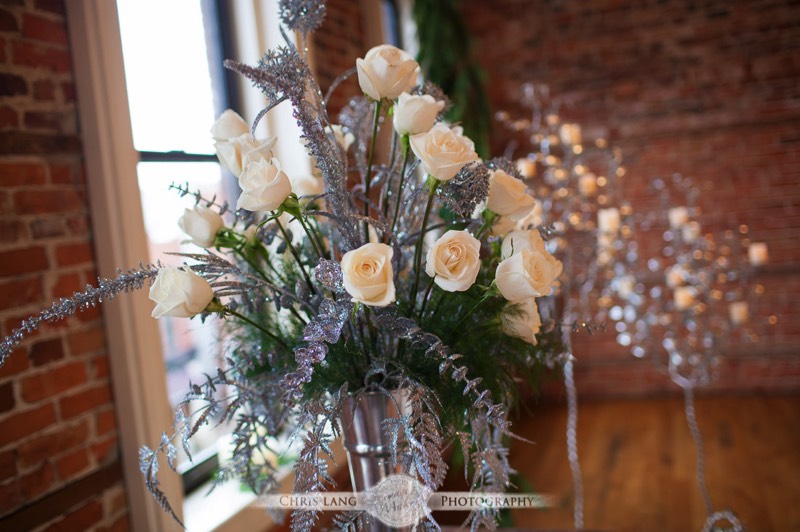 Balcony-On-Dock-Wedding-Pictures