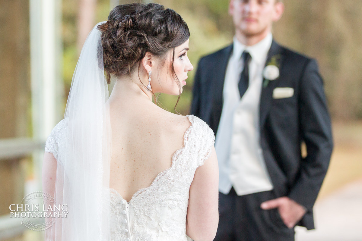 Wilmington nc wedding photogrpaher - weddoing photo - weddoing ideas - bride & groom - weddong stlye  - natural light wedding photo  - chris lang photography  