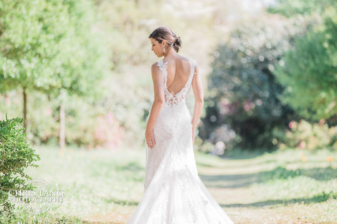 airlie gardens bridal photography - bridal portrait photography - bridal portraits - bride - wedding dress - ideas - wilmington nc -