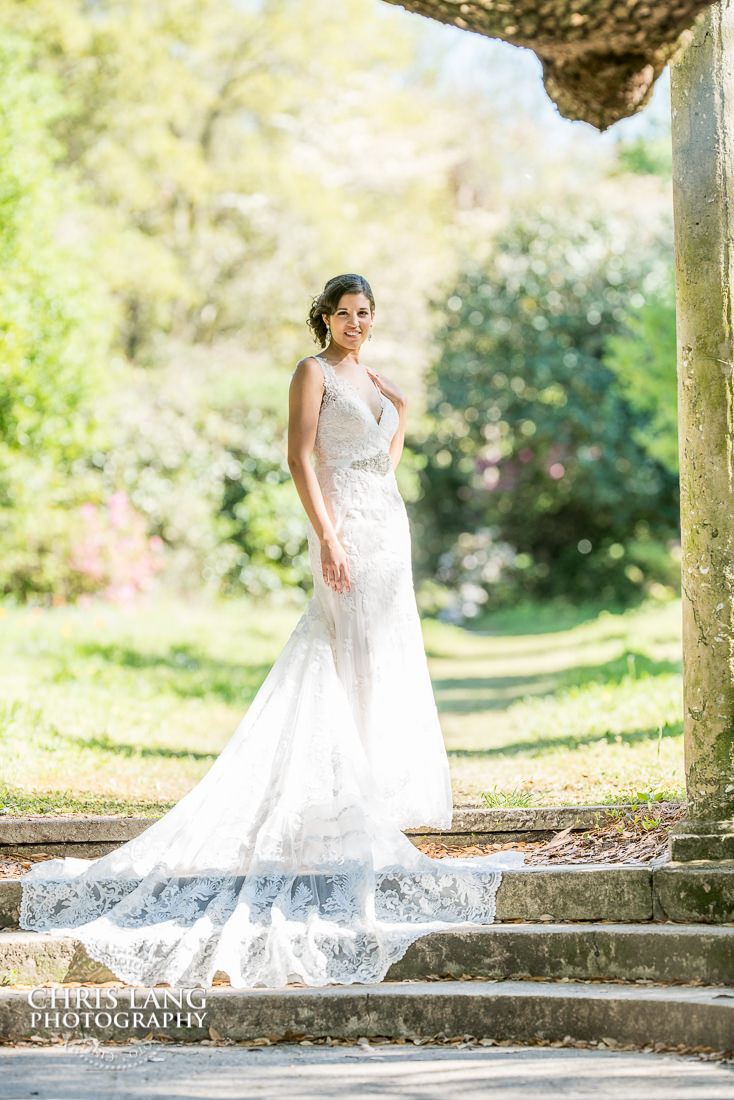 bridal portrait - airlie gardens - bridal portrait photography - bridal portraits - bride - wedding dress - ideas - wilmington nc -