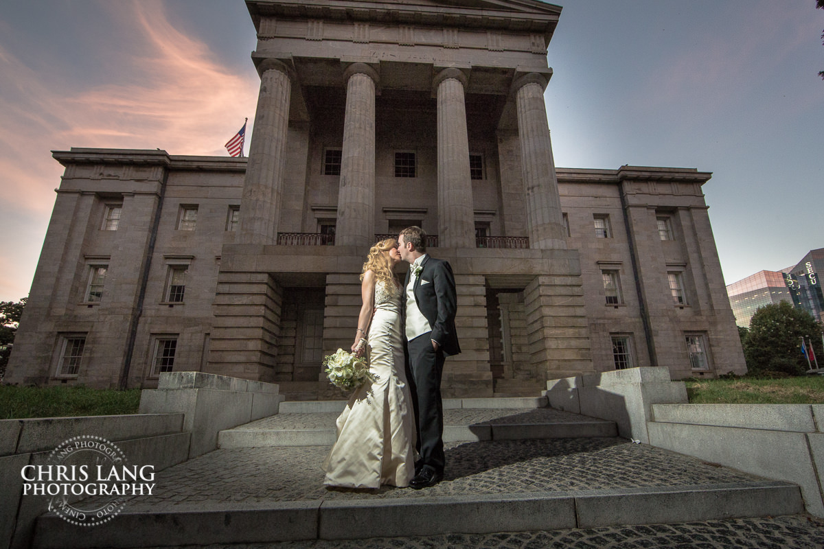 twilight wedding photo - bride & groom photo - bride & groom photo ideas - bride & groom photography - wilmington  nc wedding  wedding photography