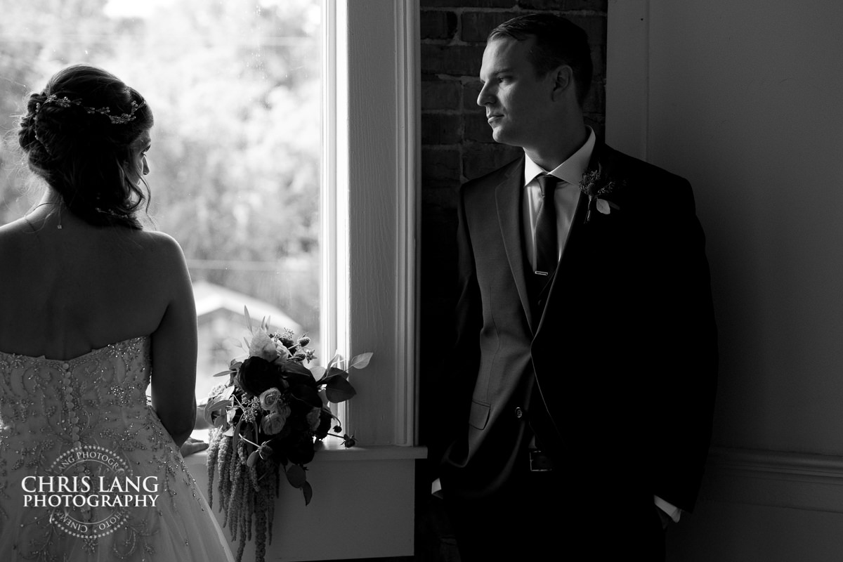 wilmingotn nc weddings - bride & groom photo - bride & groom photo ideas - bride & groom photography - wilmington  nc wedding  wedding photography