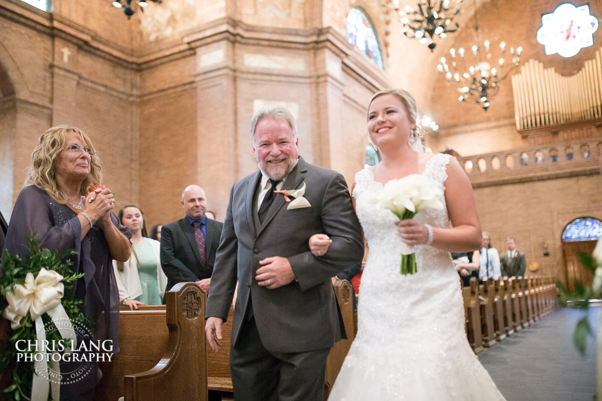 St Marys Wedding Ceremony - Wimington NC Wedding Photography - Wedding ceremony photo - Wedding ceremonies - bride - groom - bridal party - wedding ceremony photography - ideas