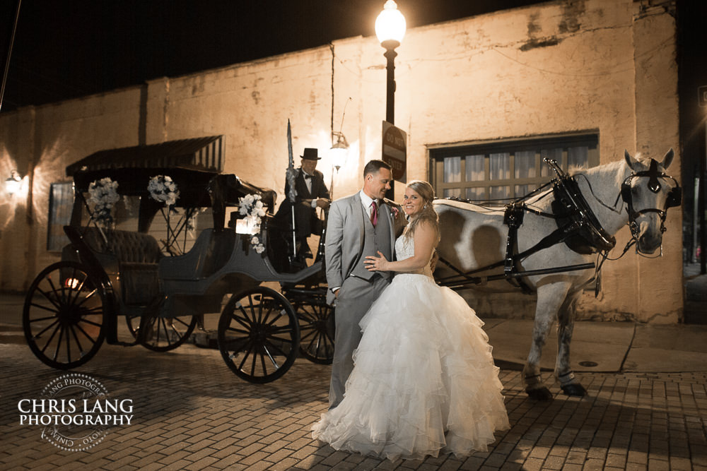 wilmington nc - night wedding photography - evening wedding photos- bride - groom - wedding photo ideas - 