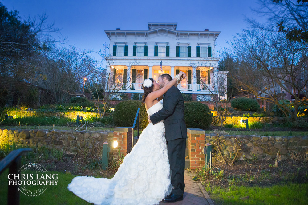 The City Club - Wilmington NC -sunset wedding photo - the golden hour - bride & groom - wedding dress - sunset wedding photography - twlight 