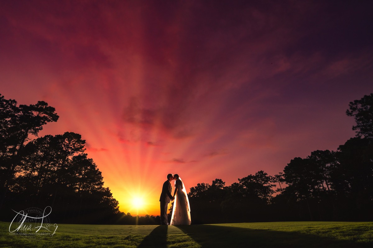 Bride & groom sunset photo - River Landing golf course -
