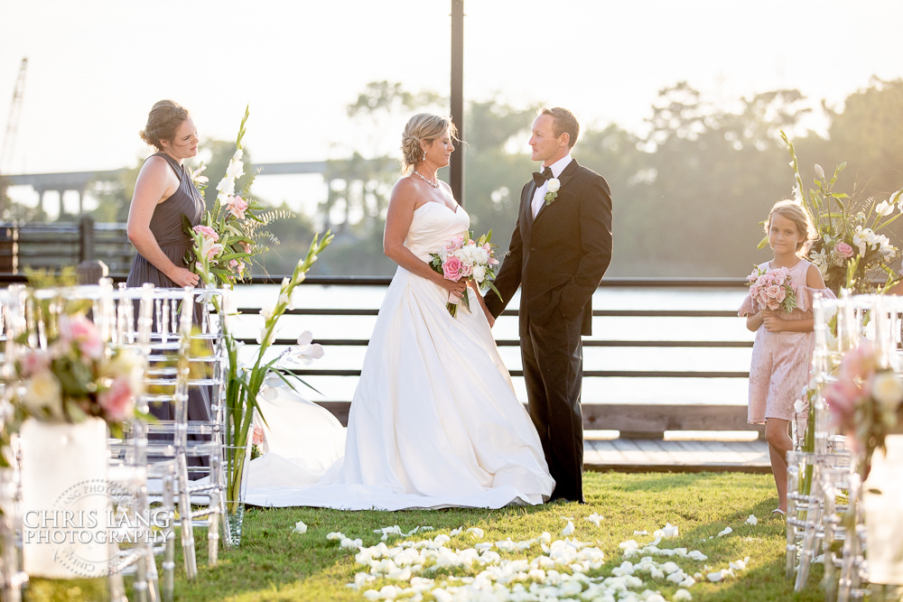 riverfront wedding at embassy suties by hilton - weddings - wilmington nc - wedding photography - bride & groom - cape fear riverfront - 