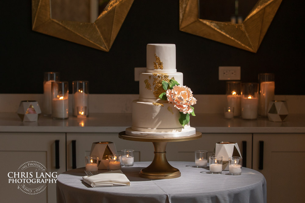 wedding cake - wedding reception design - wedding at embassy suites by hilton - wilmington nc - wedding photo - wedding reception - wedding decor - wedding and event venues - wilmington wedding photography