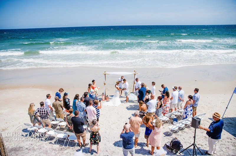 wedding ceremony on wirghtsville beach nc - beach weddings - beach wedding ideas - wedding photography - chris lang photography